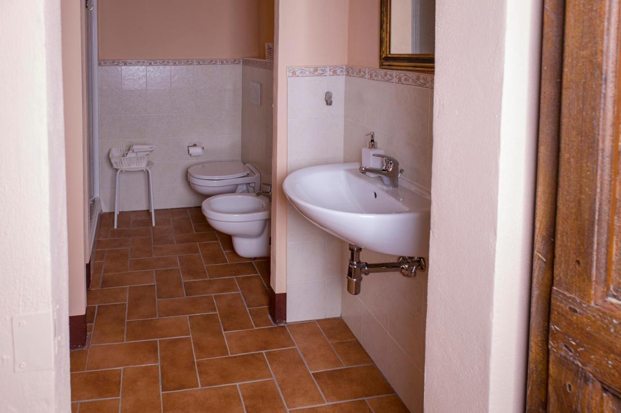 In Collegiata Bed and Breakfast Foiano Della Chiana Εξωτερικό φωτογραφία