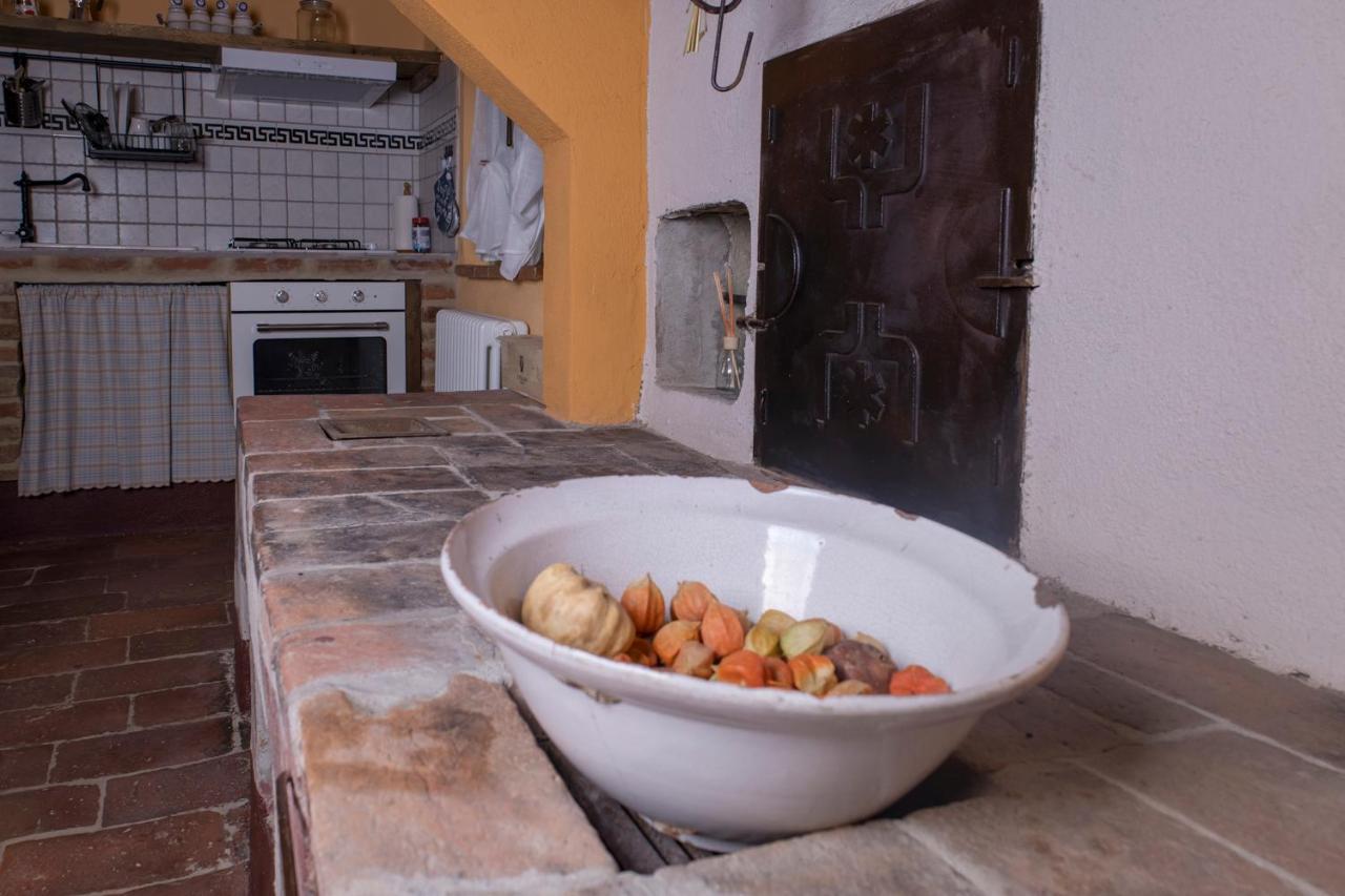 In Collegiata Bed and Breakfast Foiano Della Chiana Εξωτερικό φωτογραφία