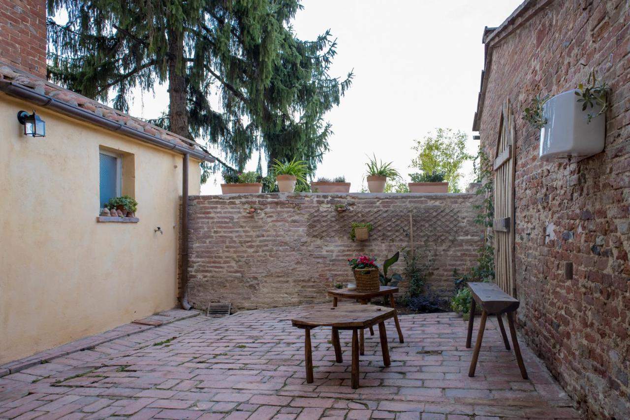 In Collegiata Bed and Breakfast Foiano Della Chiana Εξωτερικό φωτογραφία